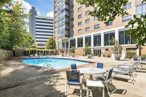 2B1B Modern Downtown Atl Condo W 1 Free Parking Lm1007 亚特兰大 外观 照片